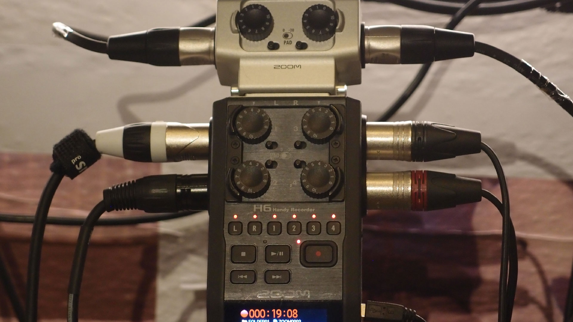 2023-12-14 Ame Zek's 'Unfinished sense of time' (Tape Mix und Tape Echo Mix 2)